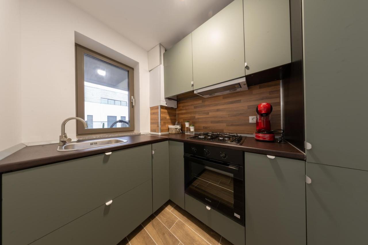 Citadela North 1Br Apartment W Security And Self Check In Bucarest Esterno foto